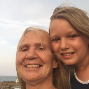 Meet your Posher, Dawn